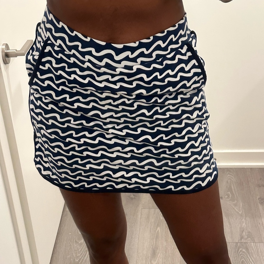 Talbots Navt and White Mini Skort Night